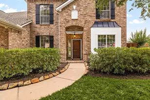 13322 Larkhill Gardens Ln, Sugar Land, TX 77498 - Photo 3