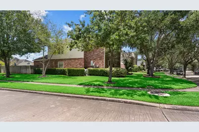 406 Silver Creek Circle, Richmond, TX 77406 - Photo 3