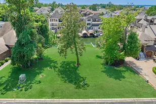 12346 Pebble View Dr, Conroe, TX 77304 - Photo 11