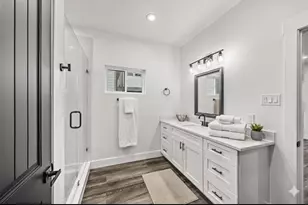2111 Chapman St, Houston, TX 77009 - Photo 11