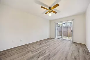 6500 Sands Point Dr, Houston, TX 77074 - Photo 9
