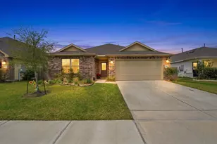 1202 Filly Crk Dr, Alvin, TX 77511 - Photo 1