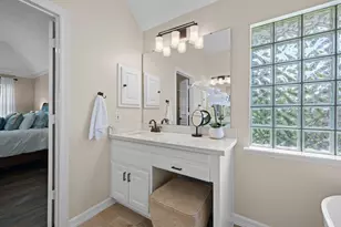 72 W Sandalbranch Cir, The Woodlands, TX 77382 - Photo 39
