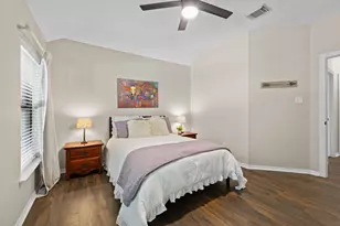 72 W Sandalbranch Cir, The Woodlands, TX 77382 - Photo 29