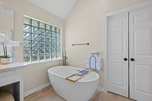 72 W Sandalbranch Cir, The Woodlands, TX 77382 - Photo 5