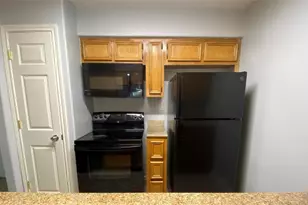 215 Postoffice, Galveston, TX 77550 - Photo 7