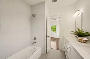1138 Fugate St, Houston, TX 77009 - Photo 35