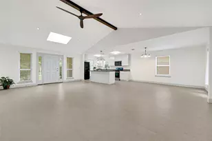 10519 Sagewillow Ln, Houston, TX 77089 - Photo 7