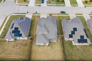 1037 McDonald Dr, Crowley, TX 76036 - Photo 35