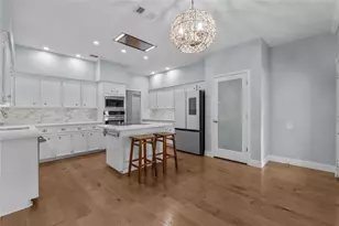 816 Sherwood Forest Dr, Dickinson, TX 77539 - Photo 23