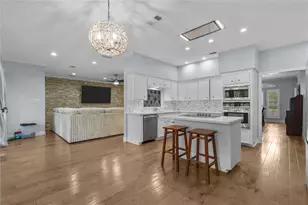 816 Sherwood Forest Dr, Dickinson, TX 77539 - Photo 25
