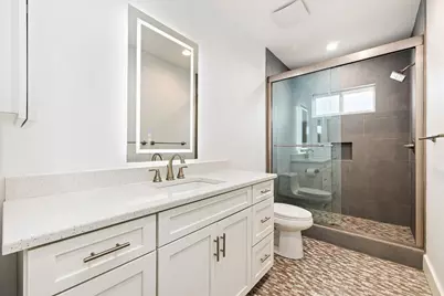 2817 Avenue Q -B, Galveston, TX 77550 - Photo 15