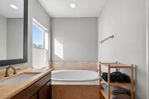 605 Meadow St, Houston, TX 77020 - Photo 27