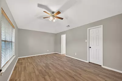 3717 Pin Oak Drive E, Pearland, TX 77581 - Photo 15