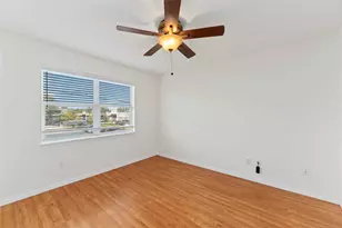 606 Packer Ct, Webster, TX 77598 - Photo 5