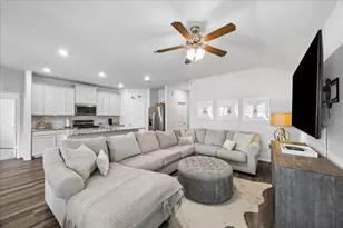 2636 Bellwick Cyn Ct, Pearland, TX 77089 - Photo 11