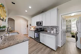 1927 Lavender Field Dr, Sugar Land, TX 77479 - Photo 11