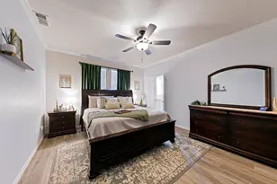 1927 Lavender Field Dr, Sugar Land, TX 77479 - Photo 13