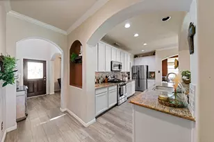 1927 Lavender Field Dr, Sugar Land, TX 77479 - Photo 9