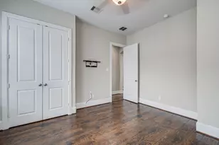 11023 Acorn Falls Dr, Houston, TX 77043 - Photo 15