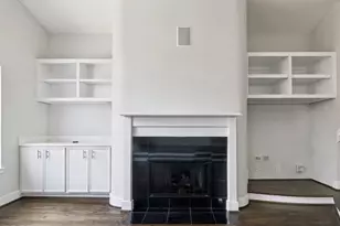 9810 Abigail Grace Ct, Houston, TX 77025 - Photo 13