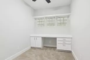 9810 Abigail Grace Ct, Houston, TX 77025 - Photo 5