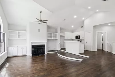 9810 Abigail Grace Court, Houston, TX 77025 - Photo 11