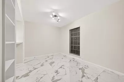 2201 Fountain View Drive #54, Houston, TX 77057 - Photo 15