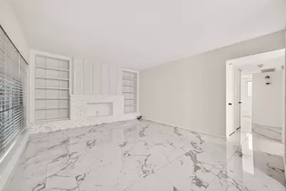 2201 Fountain View Drive #54, Houston, TX 77057 - Photo 11