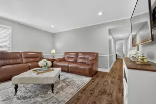 355 N Post Oak Ln, Houston, TX 77024 - Photo 13