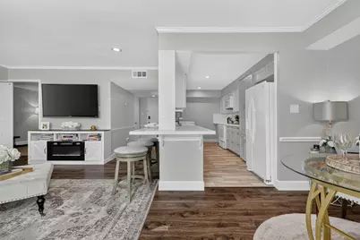 355 N Post Oak Lane #642, Houston, TX 77024 - Photo 1