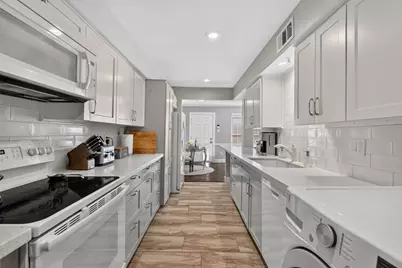 355 N Post Oak Lane #642, Houston, TX 77024 - Photo 15