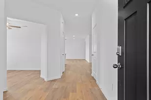 1507 Shimmering Ocean Wy, Iowa Colony, TX 77583 - Photo 3