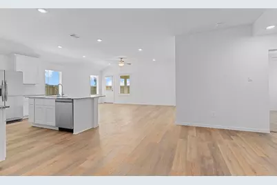 1507 Shimmering Ocean Way, Iowa Colony, TX 77583 - Photo 11