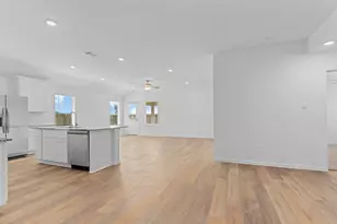 1507 Shimmering Ocean Wy, Iowa Colony, TX 77583 - Photo 11