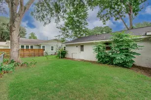 1722 Front St, Columbus, TX 78934 - Photo 29