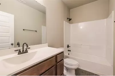 146 Parkgate #B, Conroe, TX 77304 - Photo 9