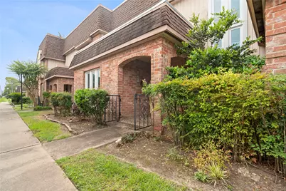 2938 Camelot Lane, Missouri City, TX 77459 - Photo 3