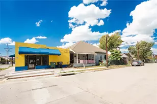 2303 Chestnut St, Houston, TX 77009 - Photo 1