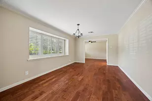 1659 Imperial Crown Dr, Houston, TX 77043 - Photo 17