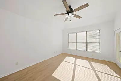 3405 Volterra Circle, Friendswood, TX 77546 - Photo 17