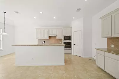 3405 Volterra Circle, Friendswood, TX 77546 - Photo 9