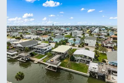 3719 Brewster Key, Galveston, TX 77554 - Photo 43