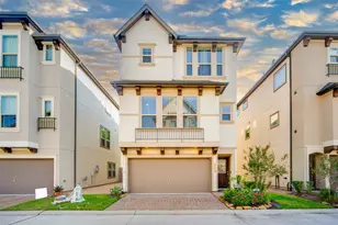 10709 Centre Forest Dr, Houston, TX 77043 - Photo 1