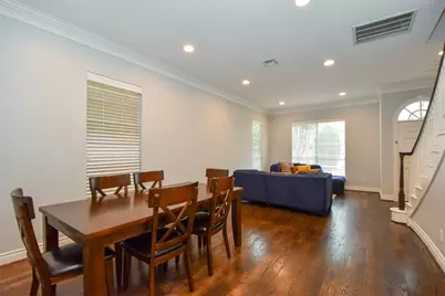 3226 Pemberton Circle Drive, Houston, TX 77025 - Photo 7