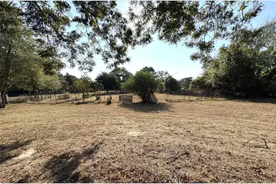 327 Laura Lane, Bastrop, TX 78602 - Photo 13