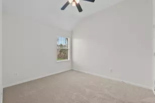 2120 Red Timber Ct, League City, TX 77573 - Photo 23