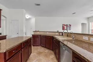2120 Red Timber Ct, League City, TX 77573 - Photo 17