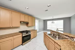4610 Plum Forest Rd, Houston, TX 77084 - Photo 9