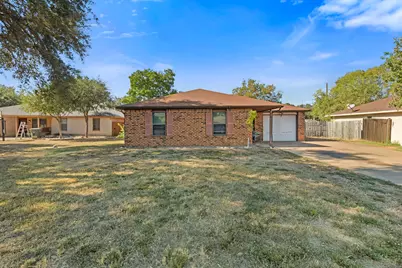 2505 Conquest Circle, Bryan, TX 77803 - Photo 3